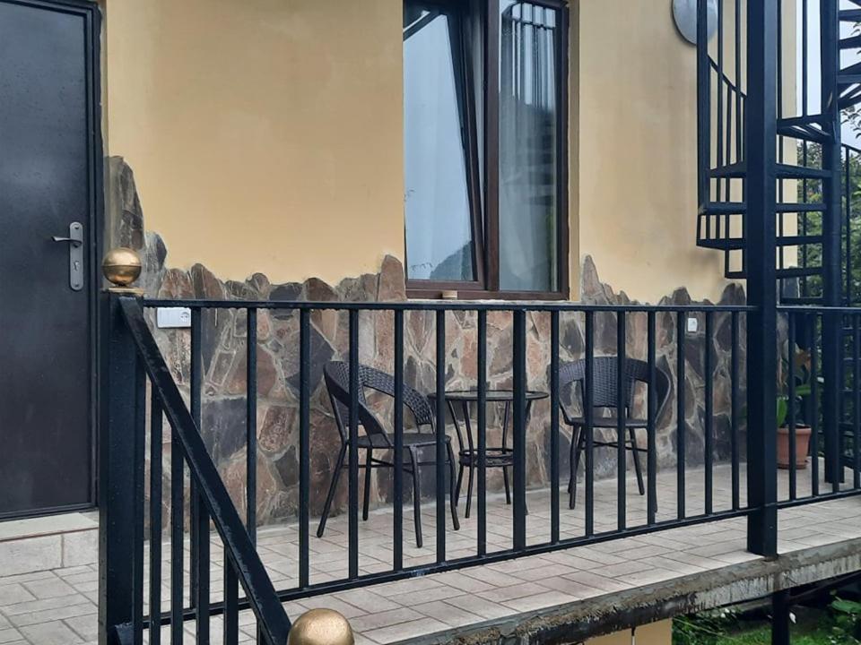 Guest House Bochora Borjomi Exterior photo