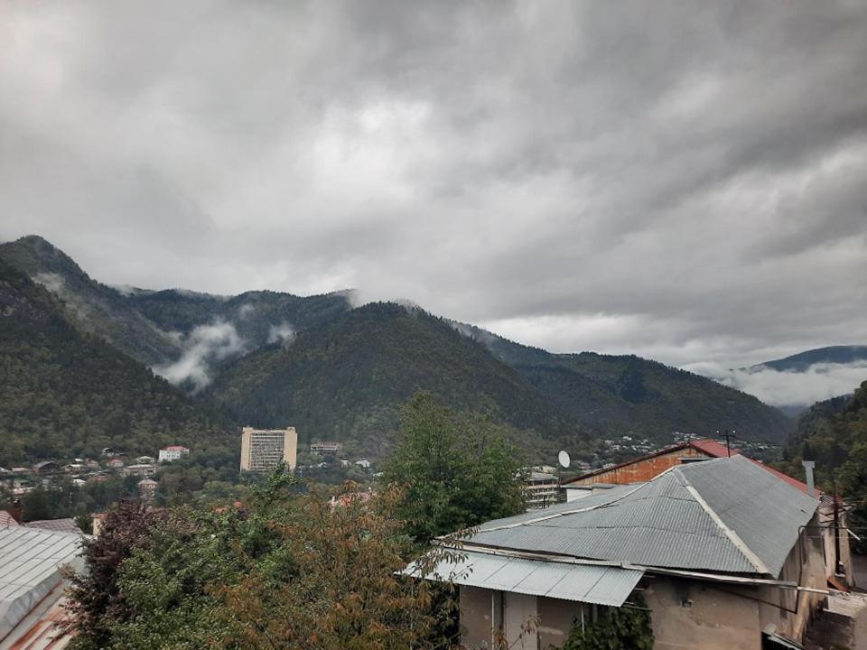 Guest House Bochora Borjomi Exterior photo