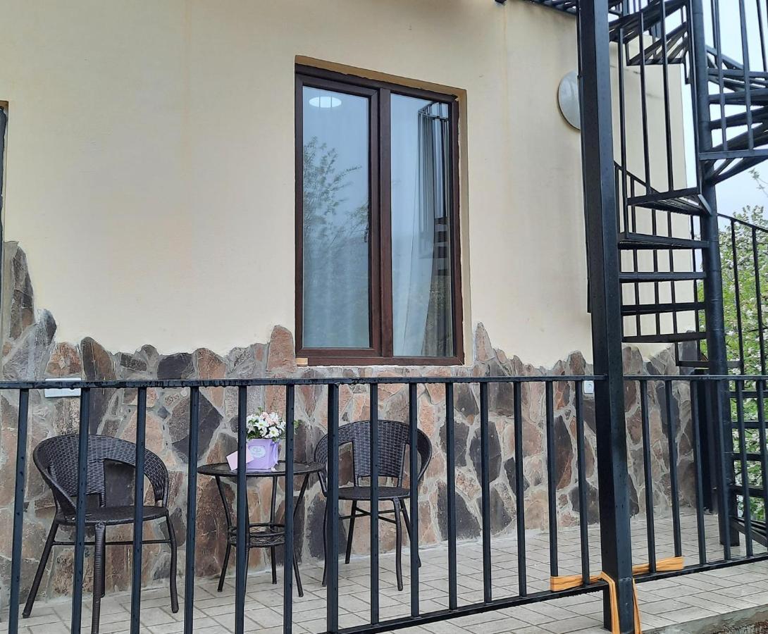 Guest House Bochora Borjomi Exterior photo